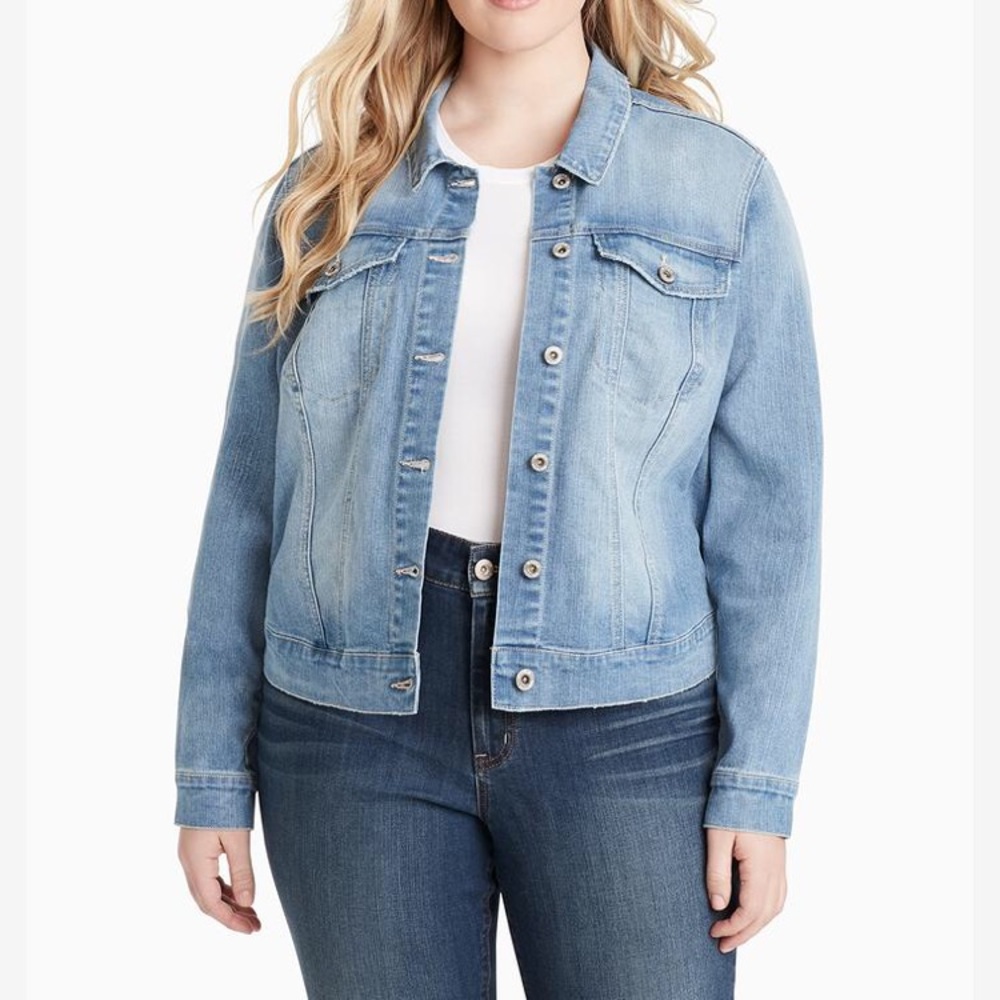NWT Jessica Simpson Light Wash Stretch Jean Jacket